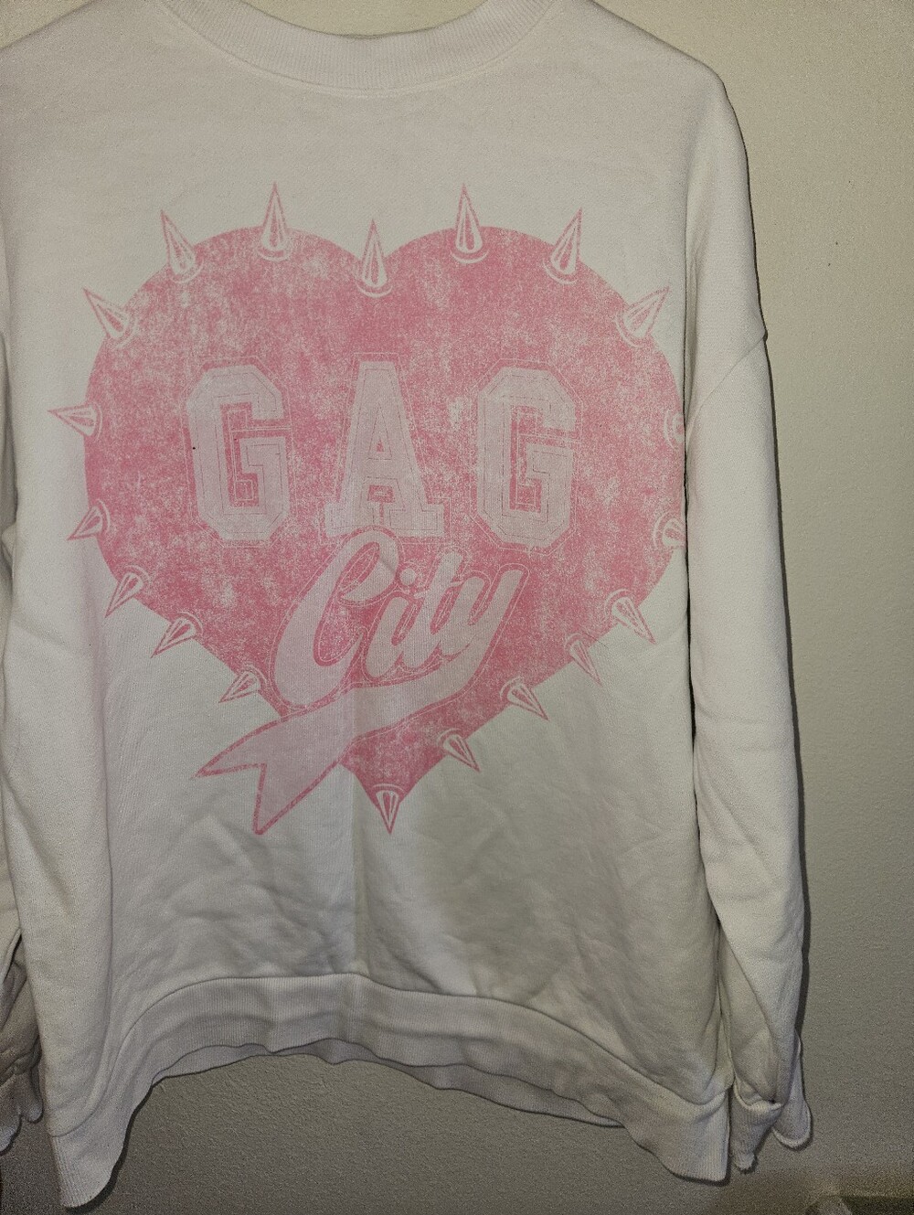 Nicki Minaj Womans "Gag City" Crewneck Sweater Size L